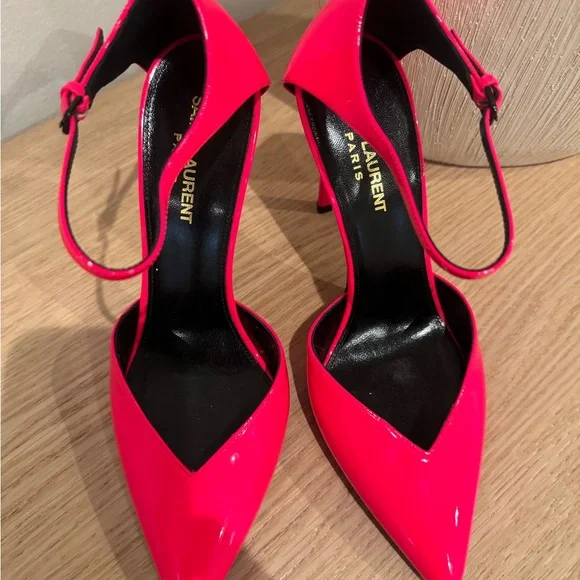 Saint Laurent Neon Pink Patent Pointed-Toe Ankle-Strap Pumps - Picture 14 of 15